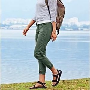 Athleta Trekkie Hiking Pant